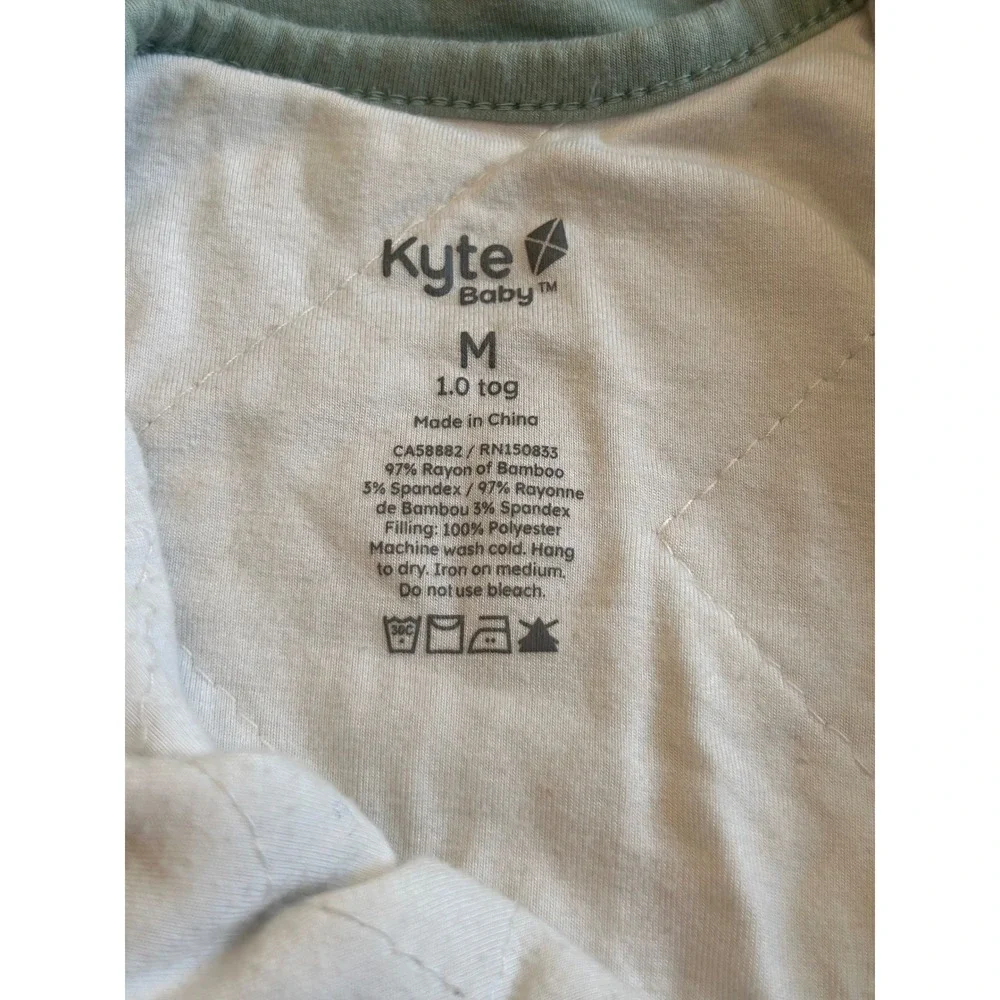 K-K24 Kyte Baby Bamboo Sleep Bag 1.0 TOG Sage Green Size Medium Wearable Blanket